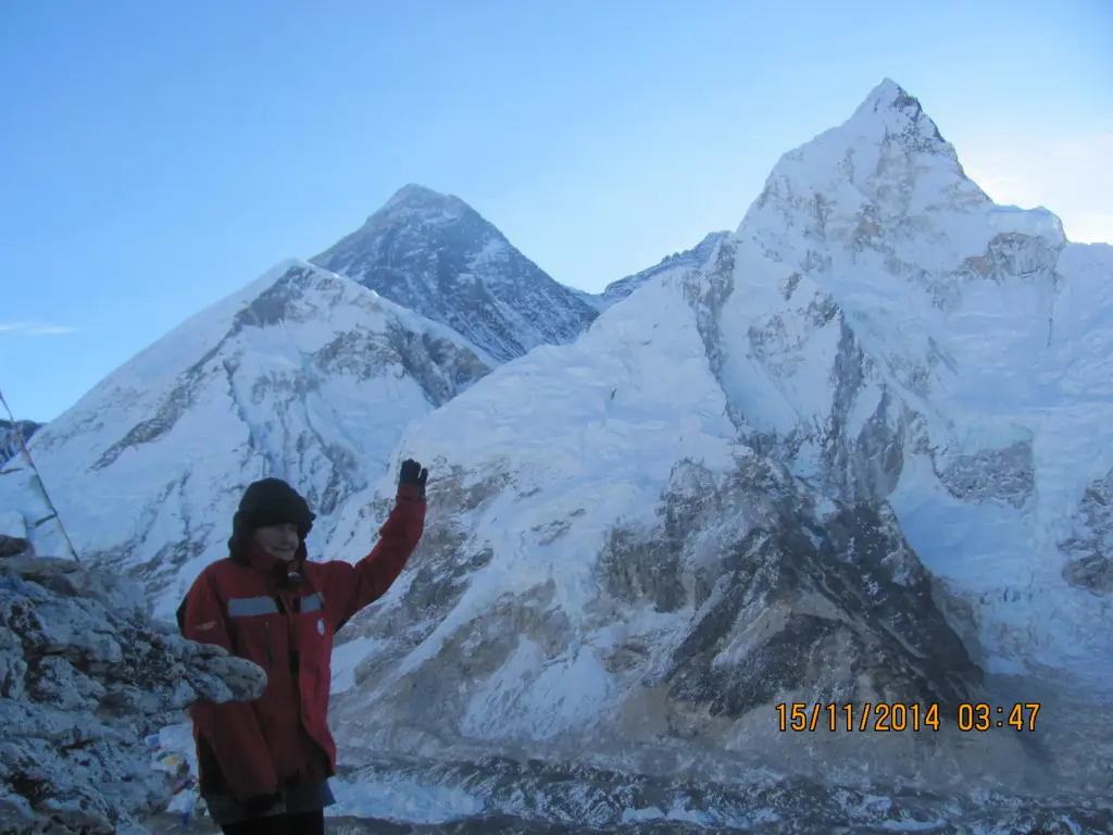 How long does it take to walk to Mt Everest Base Camp