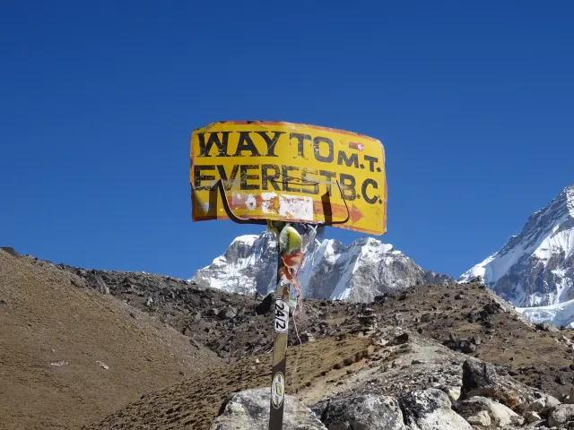 best time to trek Everest Base Camp