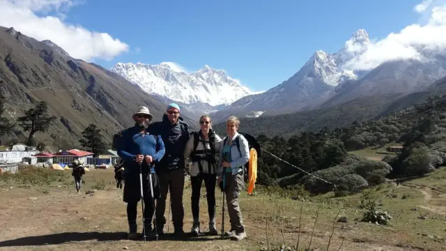 Everest base camp trek in February: Route safety | Service | Equipment ...